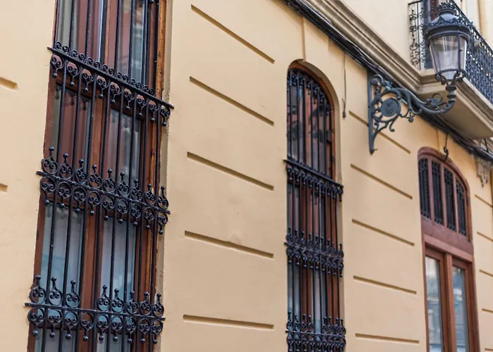 Premium Junto Al Rio Turia 2 Valencia